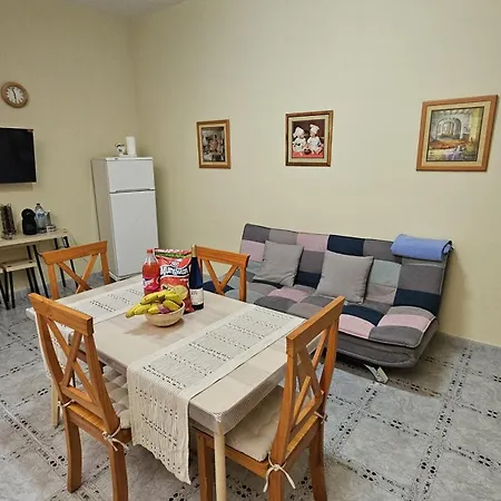 Apartamento El Cedro *
